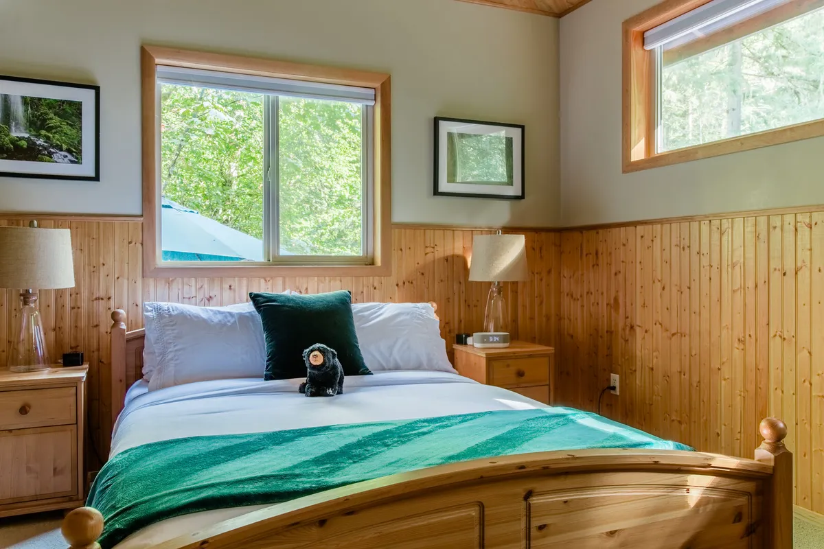 Second bedroom